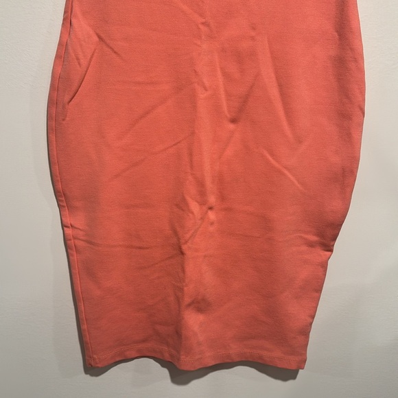 High neck  Bodycon Dress - Picture 3 of 6